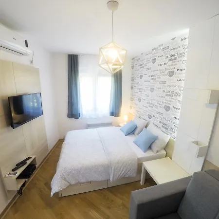 Apartment Karamarkovic *