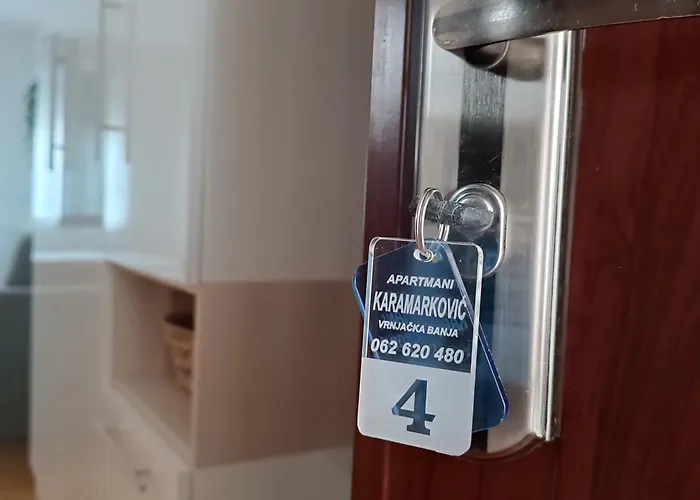 Karamarkovic 公寓 *